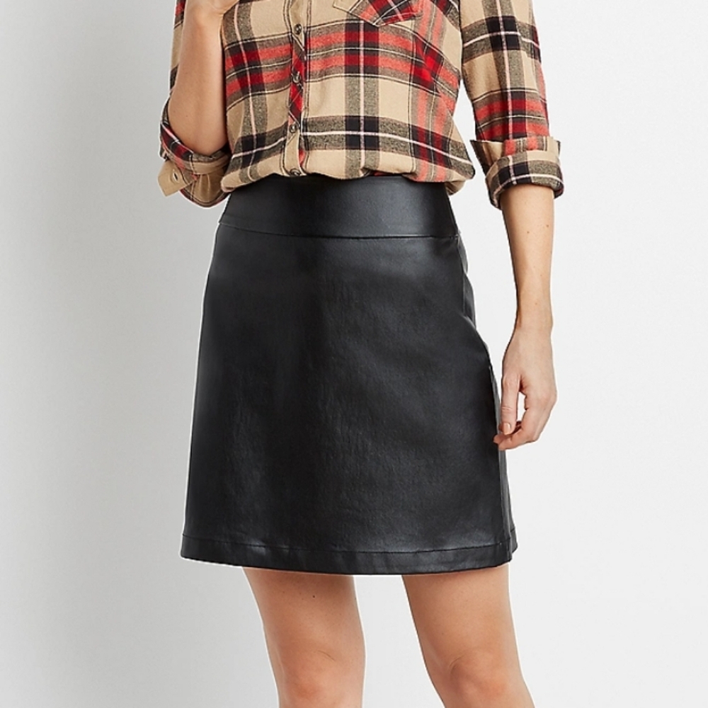 Black Faux Leather Bengaline Pull On Skirt